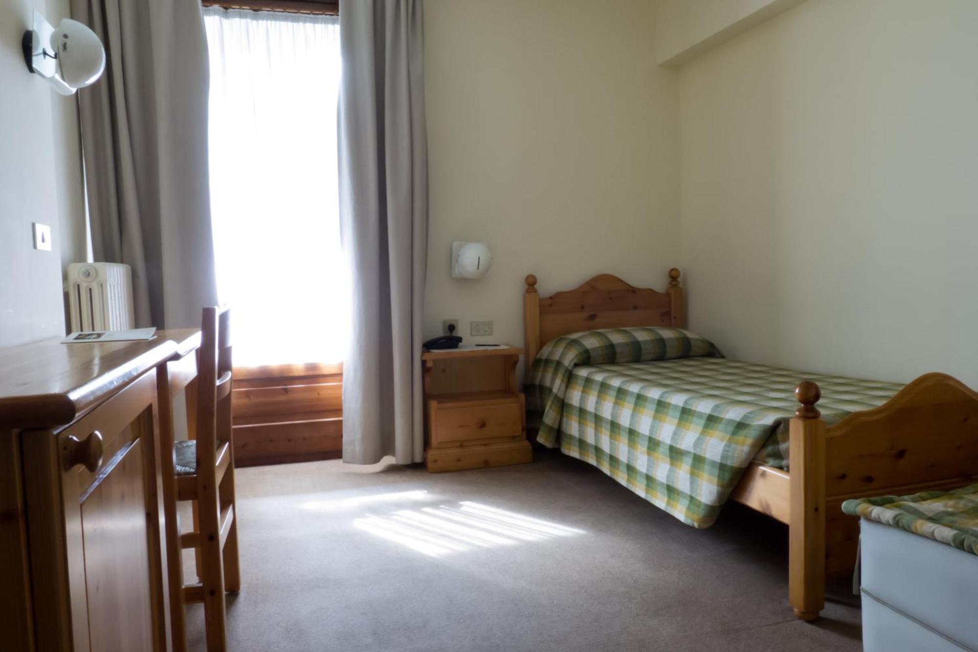 Hotel Valdotain Villeneuve Zewnętrze zdjęcie