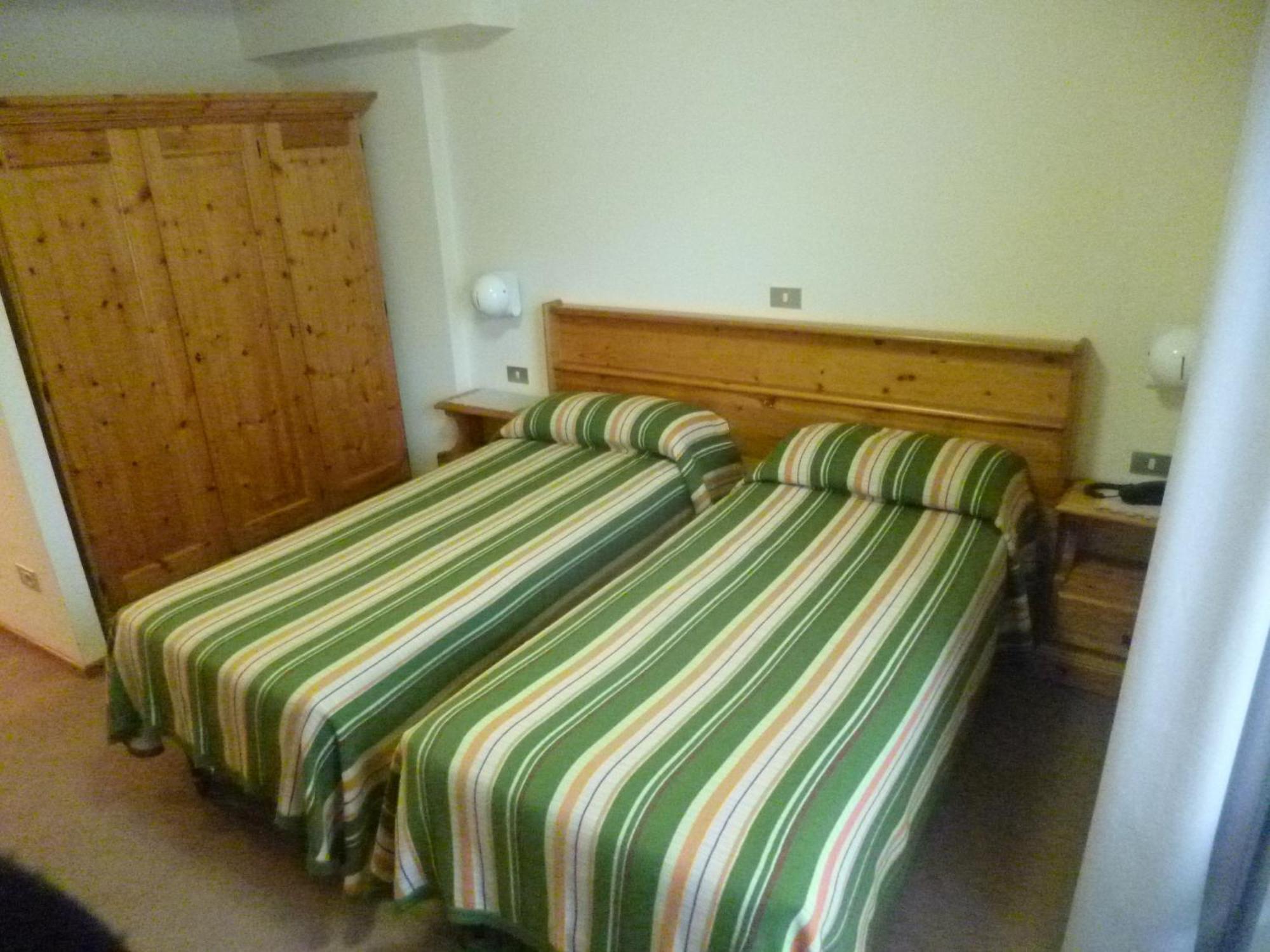 Hotel Valdotain Villeneuve Pokój zdjęcie