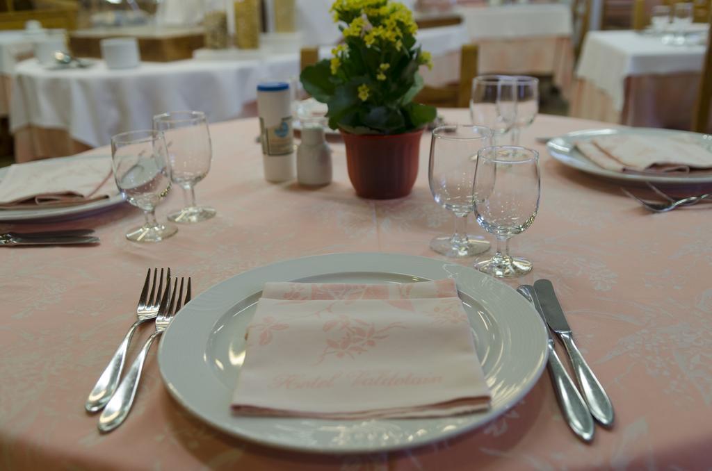 Hotel Valdotain Villeneuve Zewnętrze zdjęcie